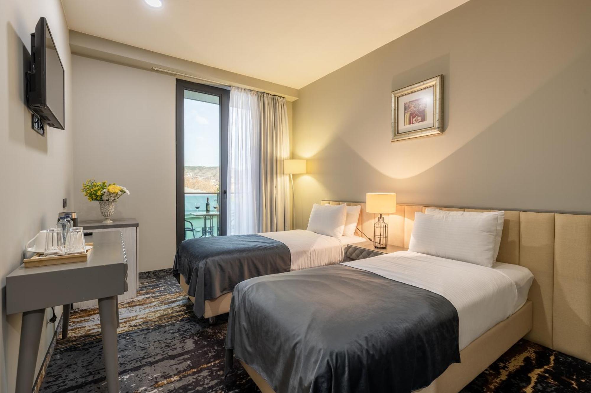 Brosse Garden Ξενοδοχείο Τυφλίδα Εξωτερικό φωτογραφία